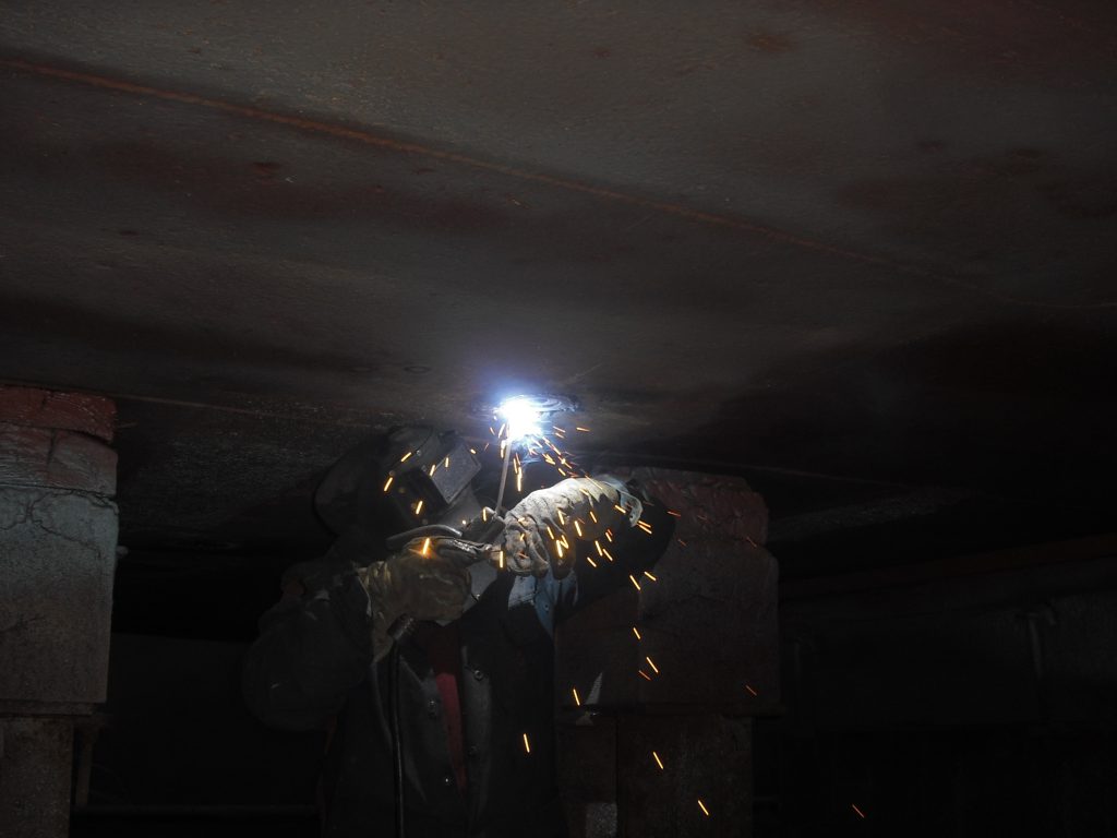 overhead welding